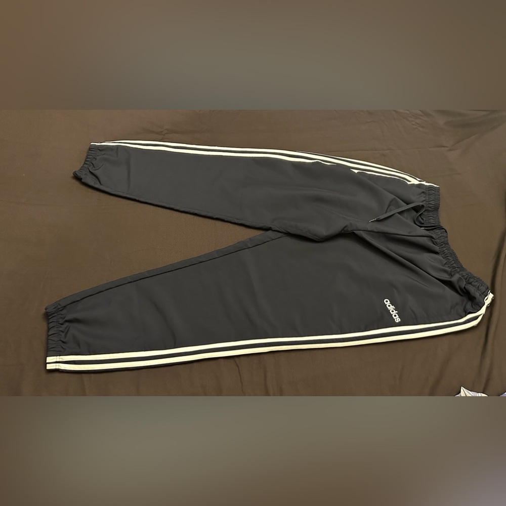 Adidas men’s track pants. Size XL